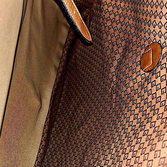 Authentic Vintage Gucci Rare Canvas Web Accent GG Interior Travel Bag - Picture 10 of 13